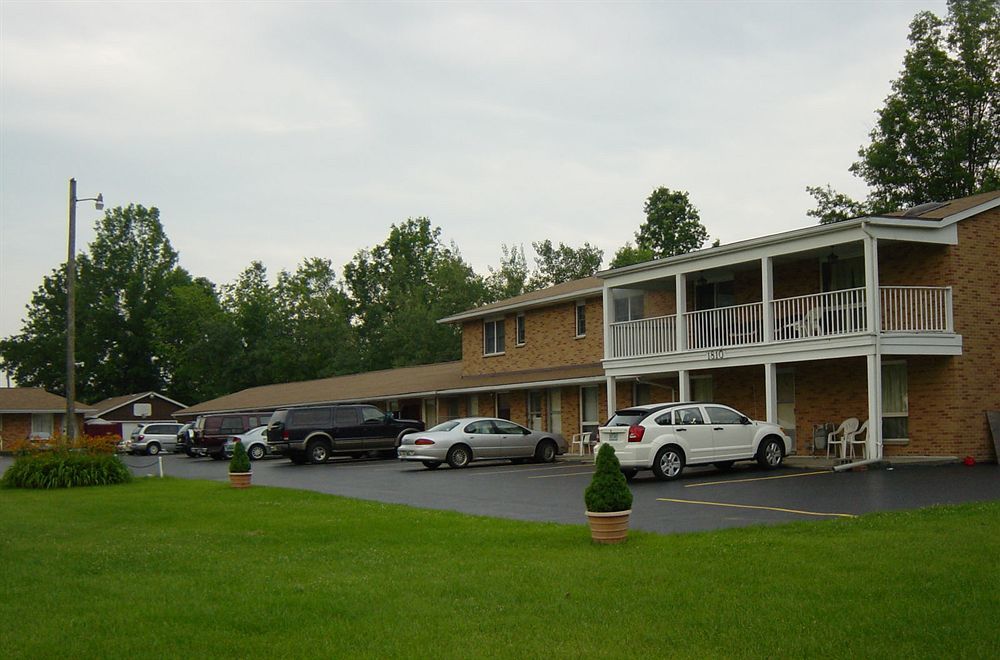 Chateau Motor Lodge Grand Island Dış mekan fotoğraf